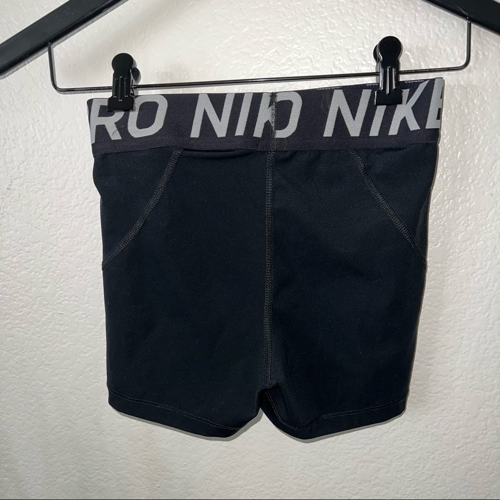 Nike Pro Dri fit Black Shorts - Picture 3 of 6